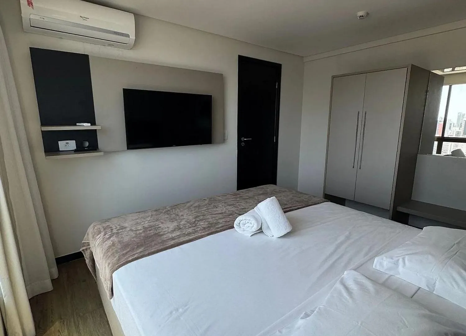 Appartamento Flats 350M Da Praia De Boa Viagem Com Cafe Da Manha Recife